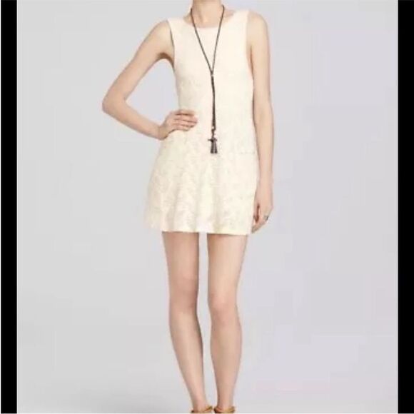 FREE PEOPLE Textured Lace Poppy Mini Knit Dress in Tea $108. Size Large - Picture 1 of 6